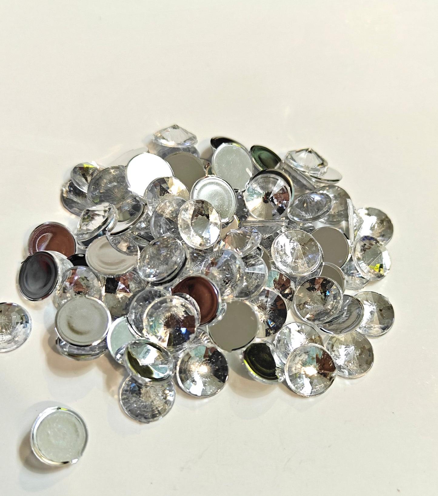 Rhinestone - Round (medium - 10mm) | Clear White