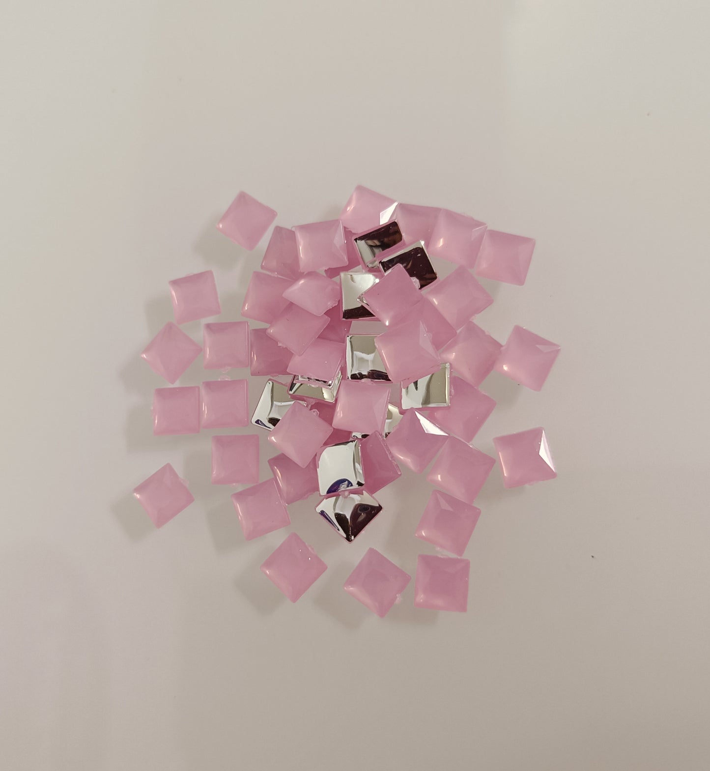 Glau - Square Rhinestone (6mm) | Pastel Pink