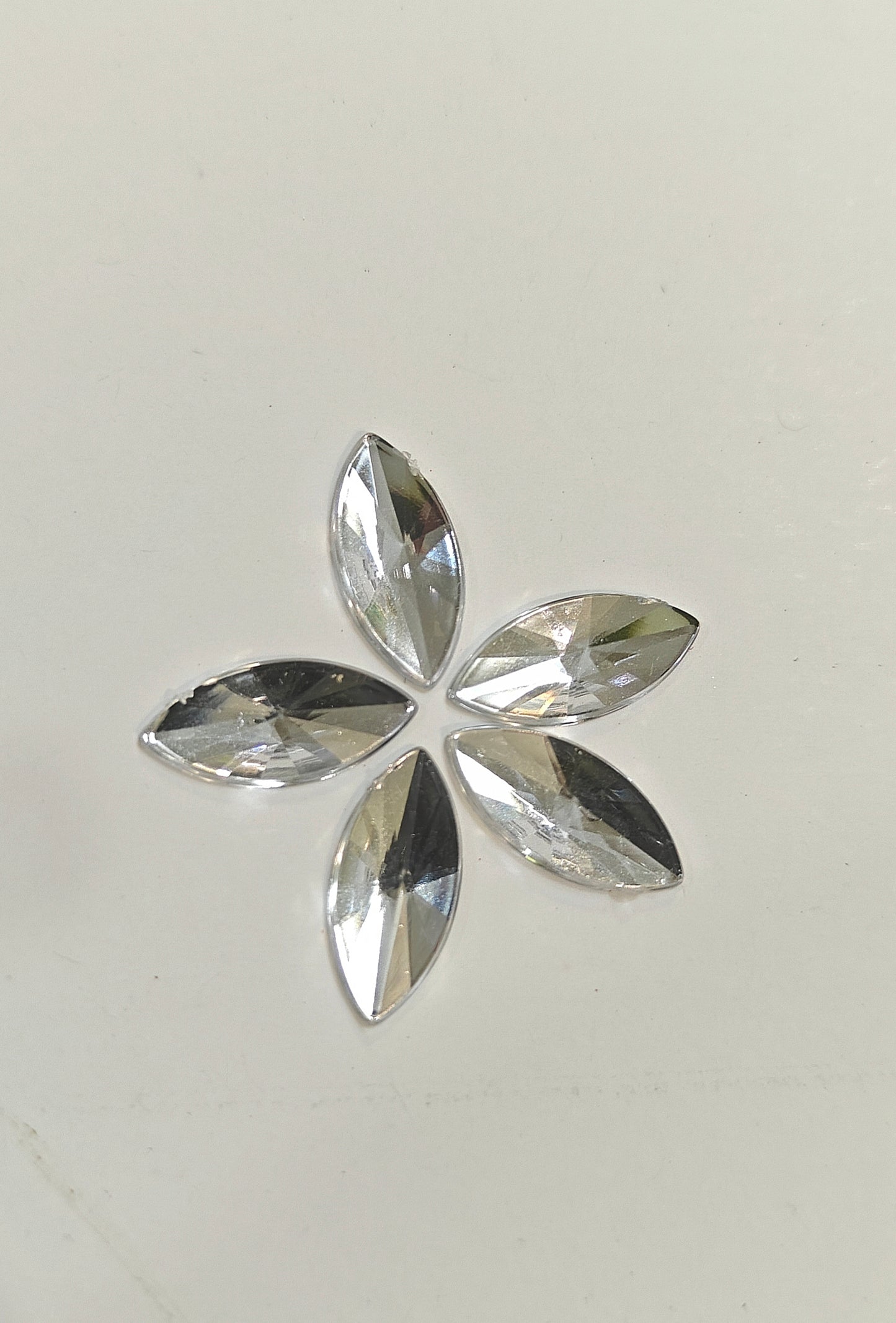 Rhinestone - Marquise (Large 7x15mm) | Clear White