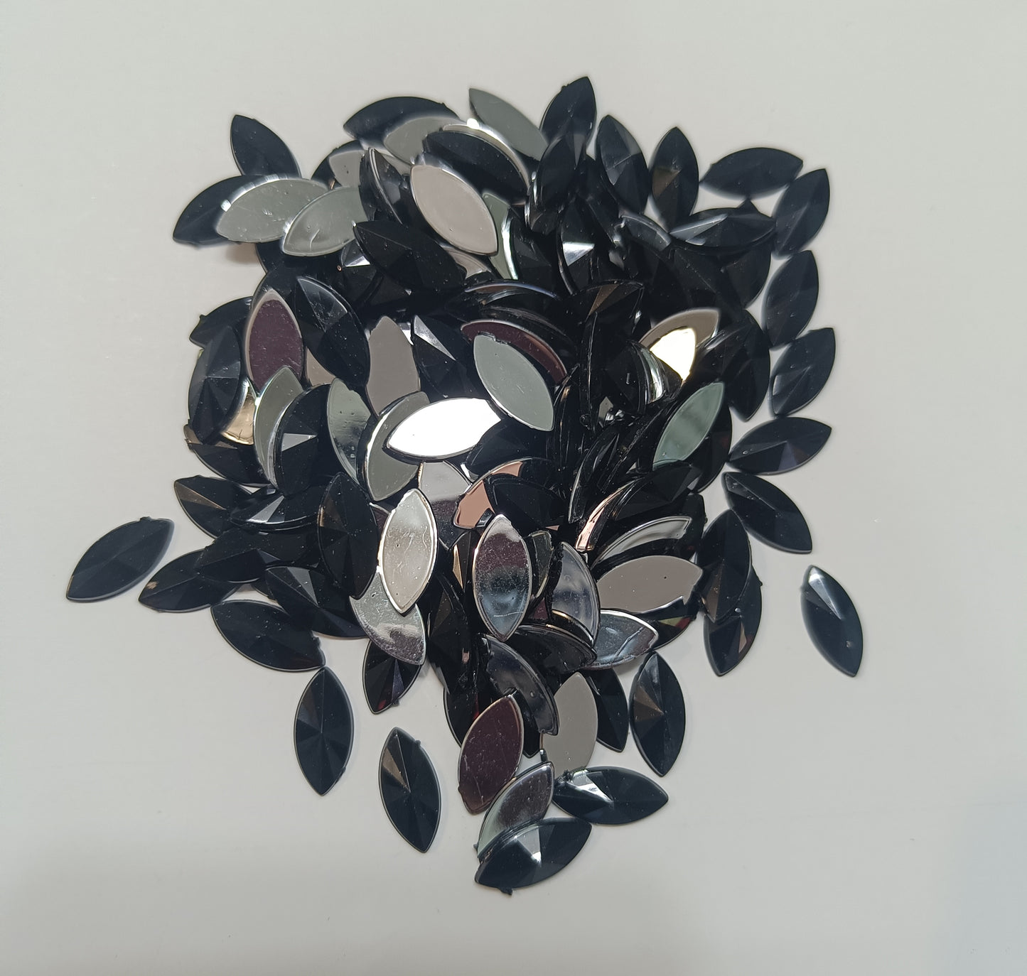 Rhinestone - Marquise (Large 7x15mm) | Black