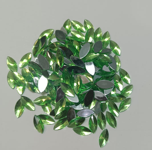 Rhinestone - Marquise (Large 7x15mm) | Light Green
