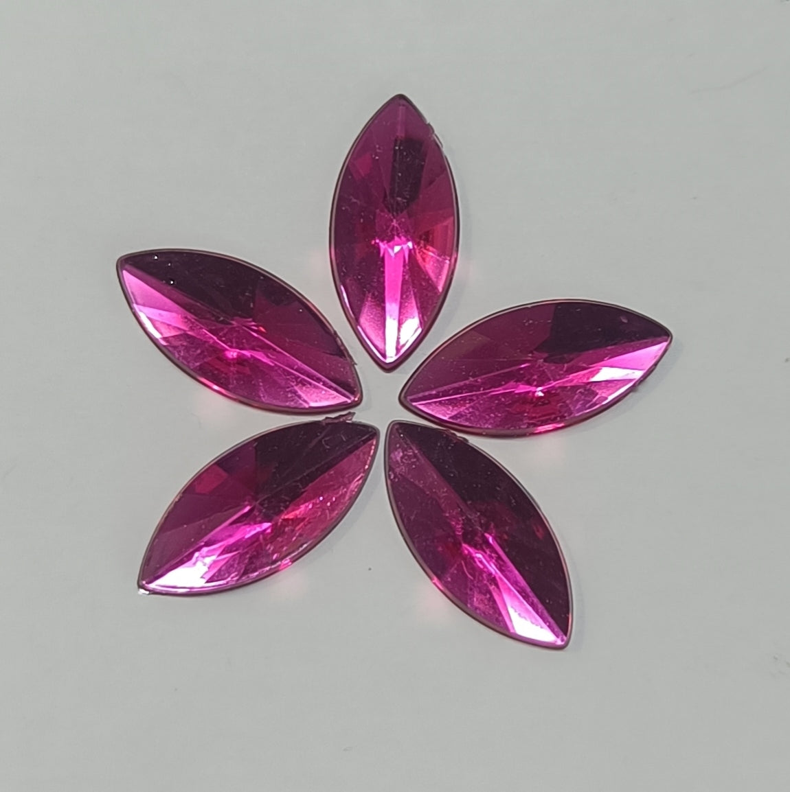 Rhinestone - Marquise (Large 7x15mm) | Dark Pink