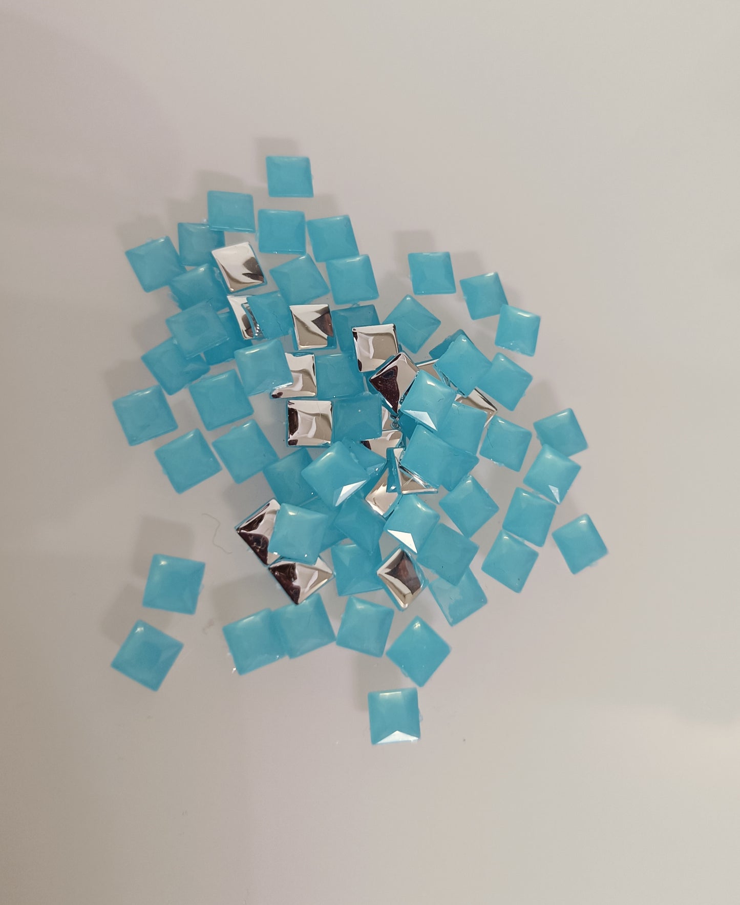 Glau - Premium Acrylic Flatback Rhinestone Combo (23 Colours, Square 6mm)