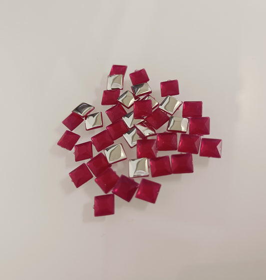 Glau - Square Rhinestone (6mm) | Cranberry Wine