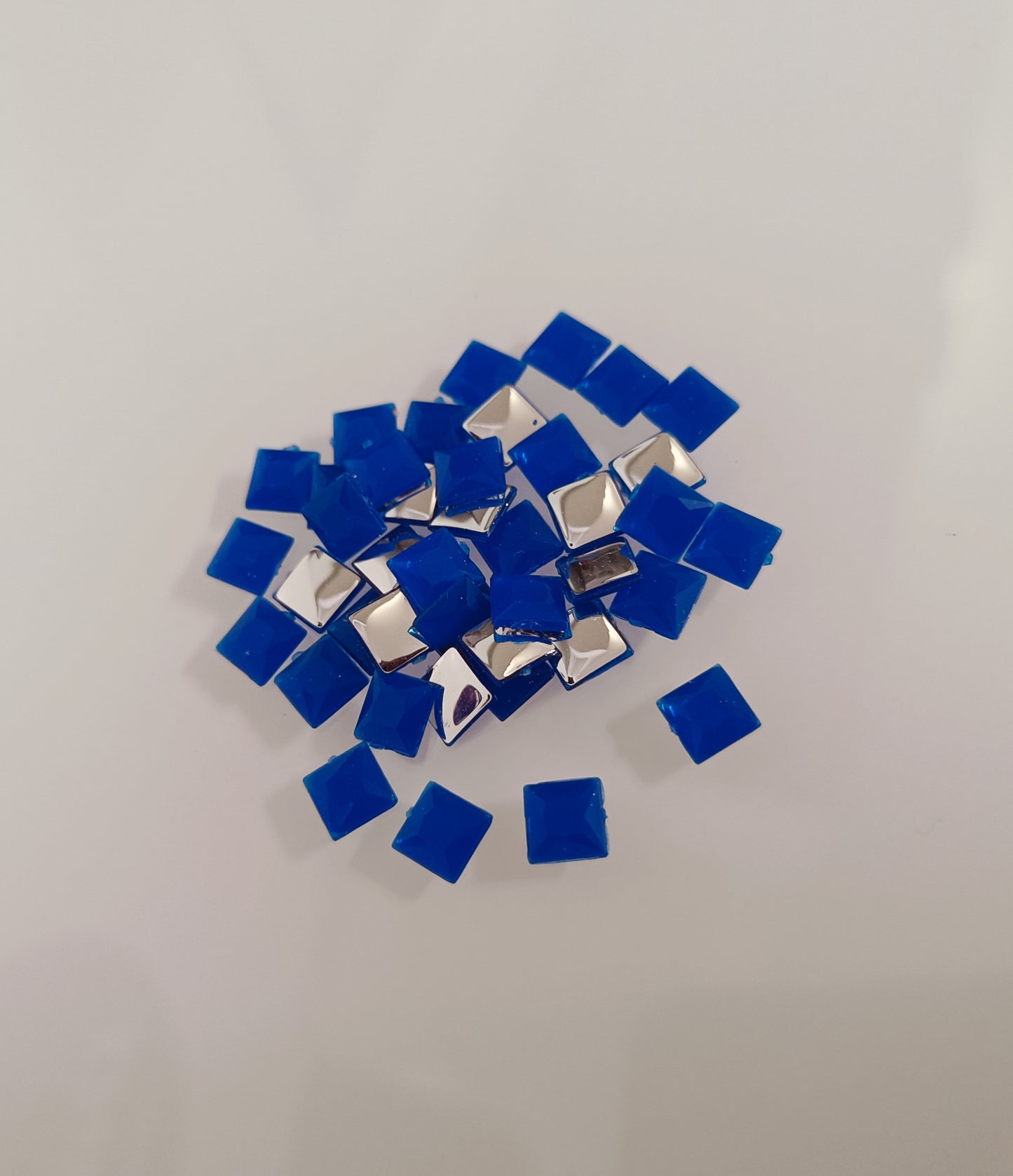 Glau - Premium Acrylic Flatback Rhinestone Combo (23 Colours, Square 6mm)