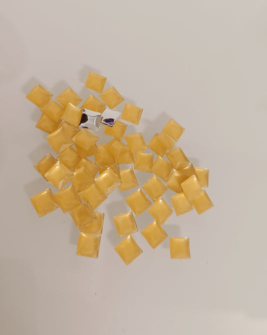 Glau - Square Rhinestone (6mm) | Pastel Yellow